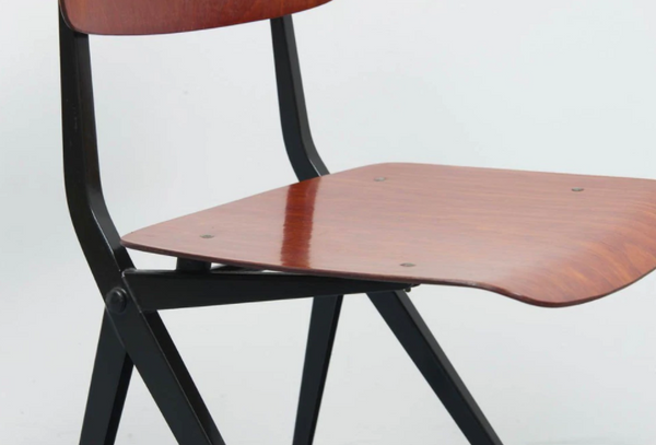 Chaise modèle Result