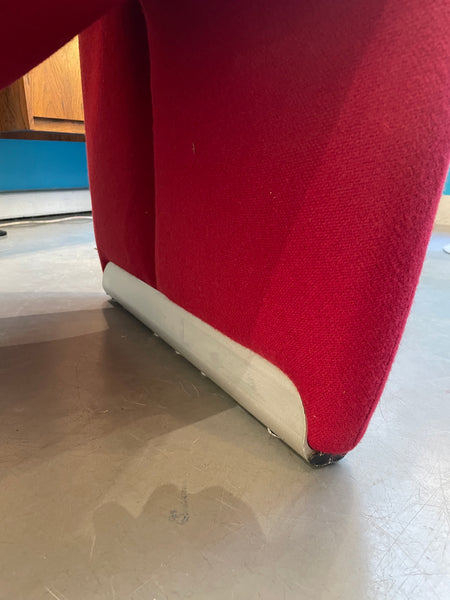 Fauteuil Groovy rouge par Pierre Paulin